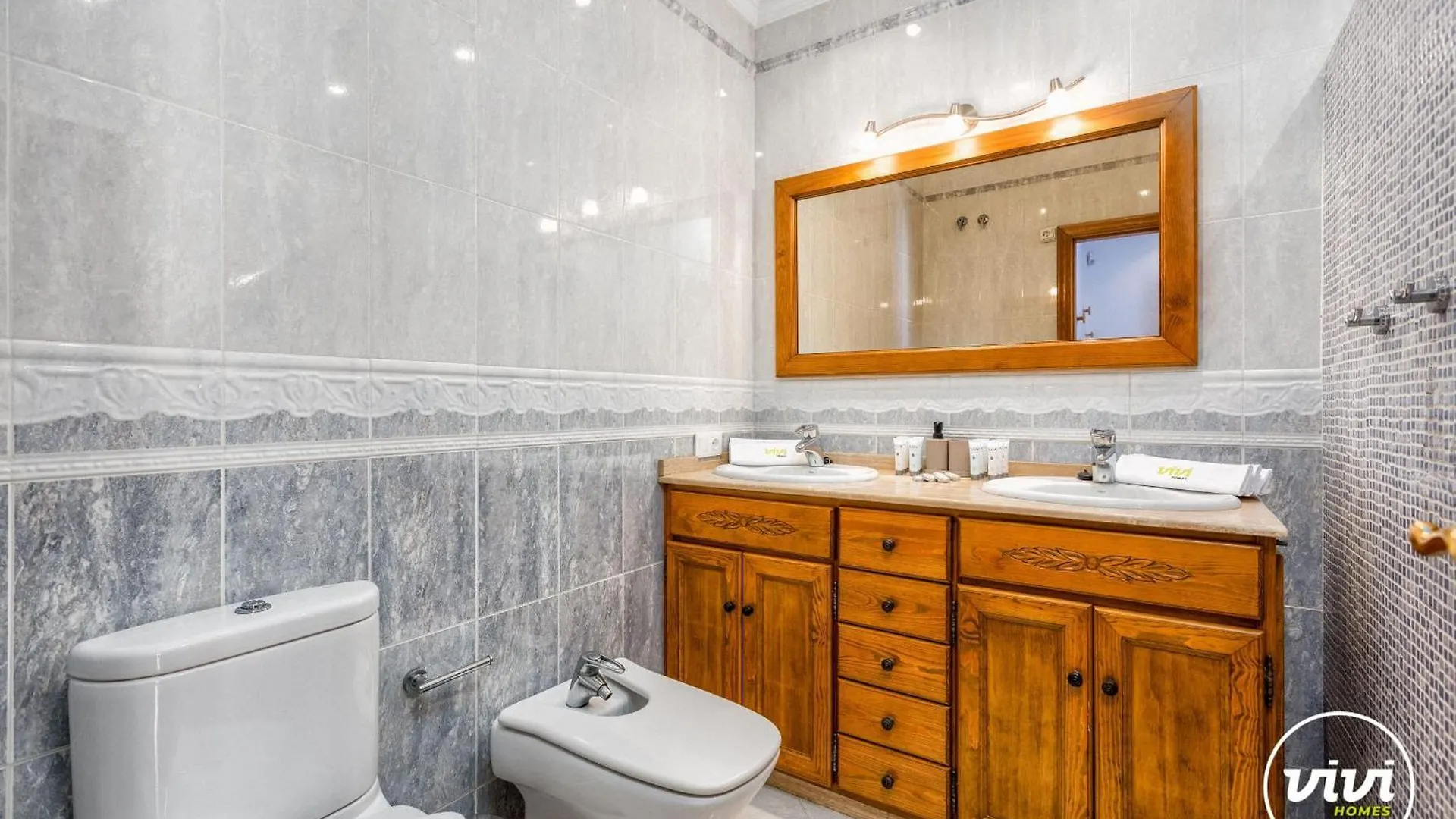 Vivi Homes - Casa Elola Fuengirola 0*,  Spanyolország